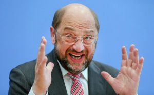 Bomba hír: az Európai Parlament csalás, stb. ügyben indít vizsgálatot Martin Schulz ellen