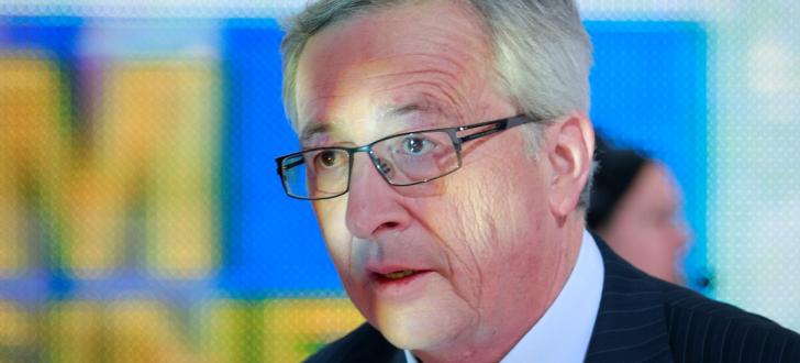 Juncker nem tud aludni Líbia miatt - legális utat akar nyitni onnan Európába